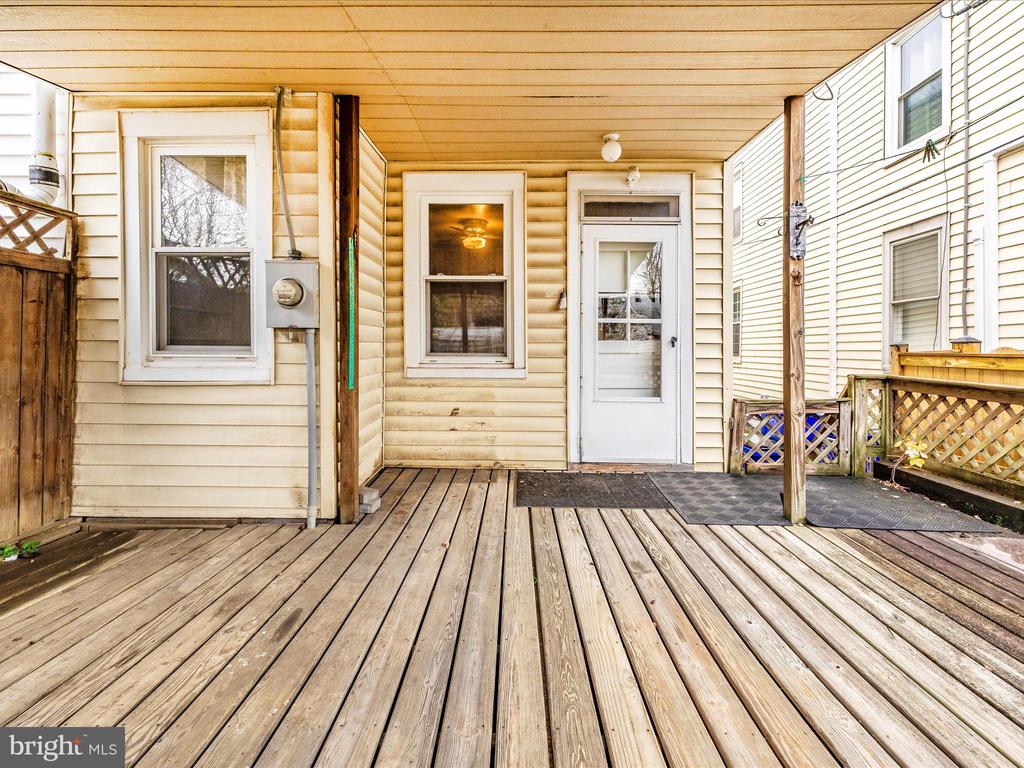 727 Motter Ave