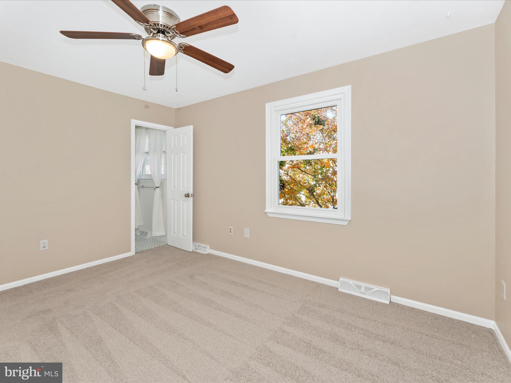 10 Walden Way