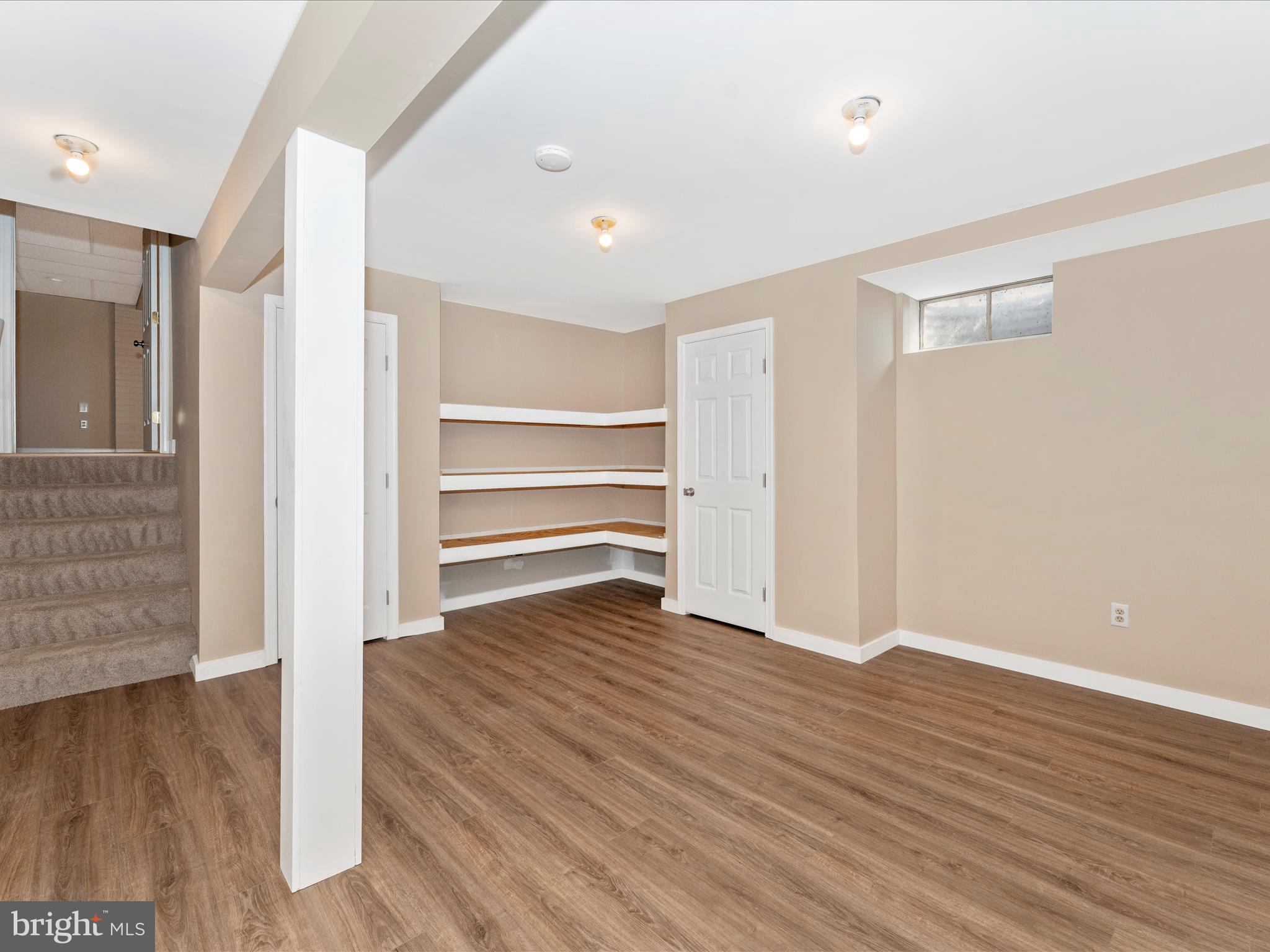 10 Walden Way
