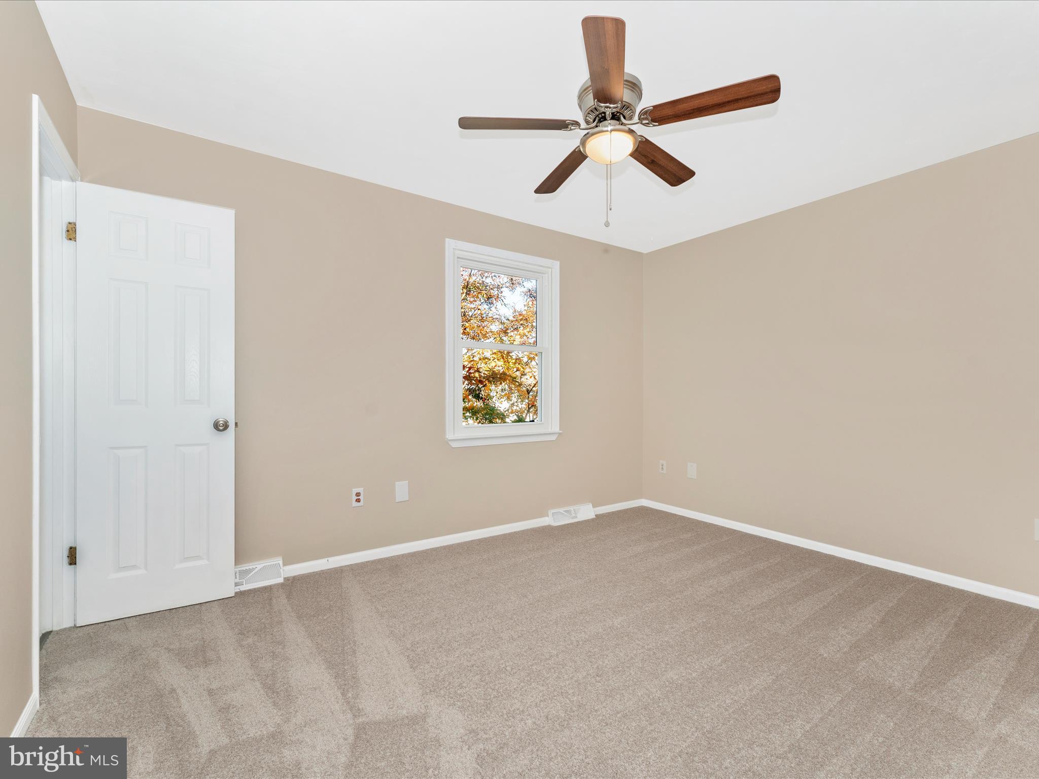 10 Walden Way