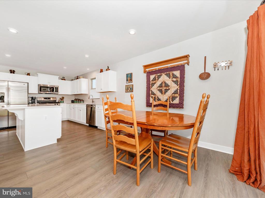 2589 Lamplighter Dr