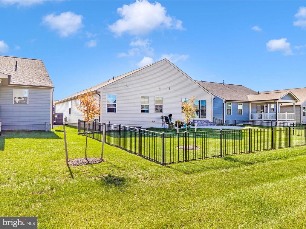 2589 Lamplighter Dr