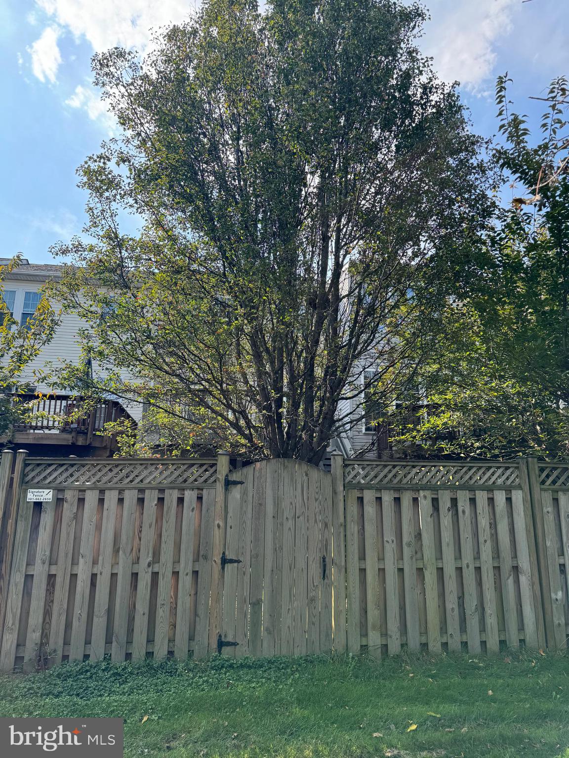2424 WYNFIELD CT NW