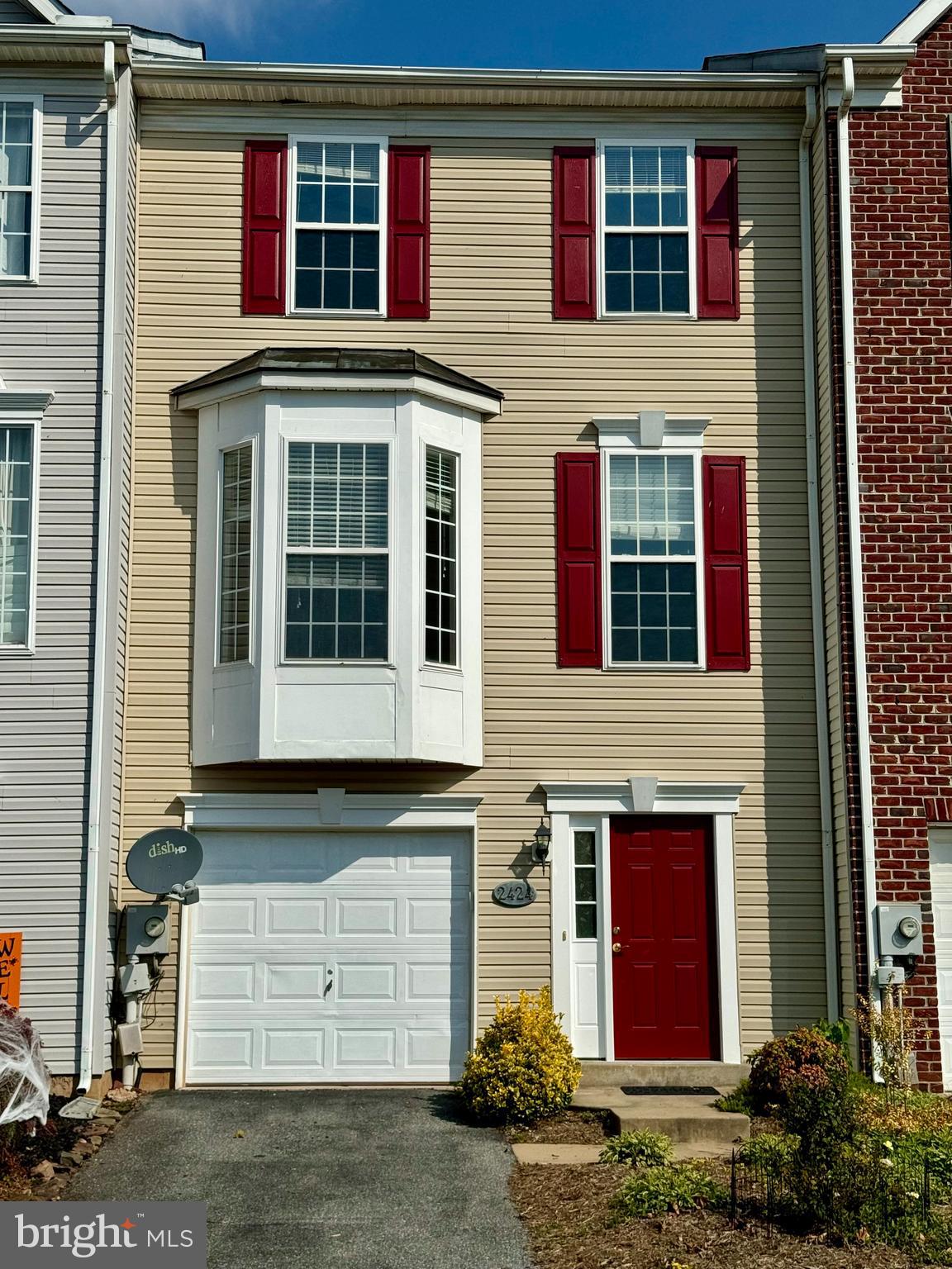 2424 WYNFIELD CT NW