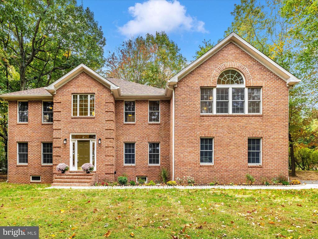7301 Hilltop Ct