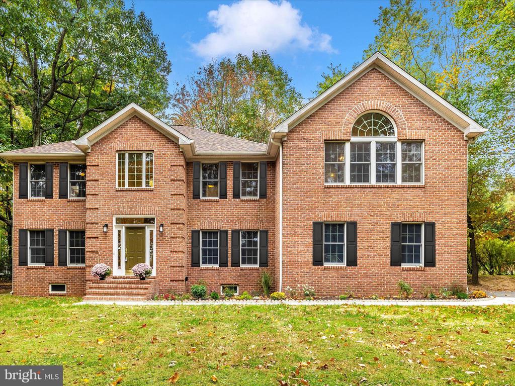 7301 Hilltop Ct