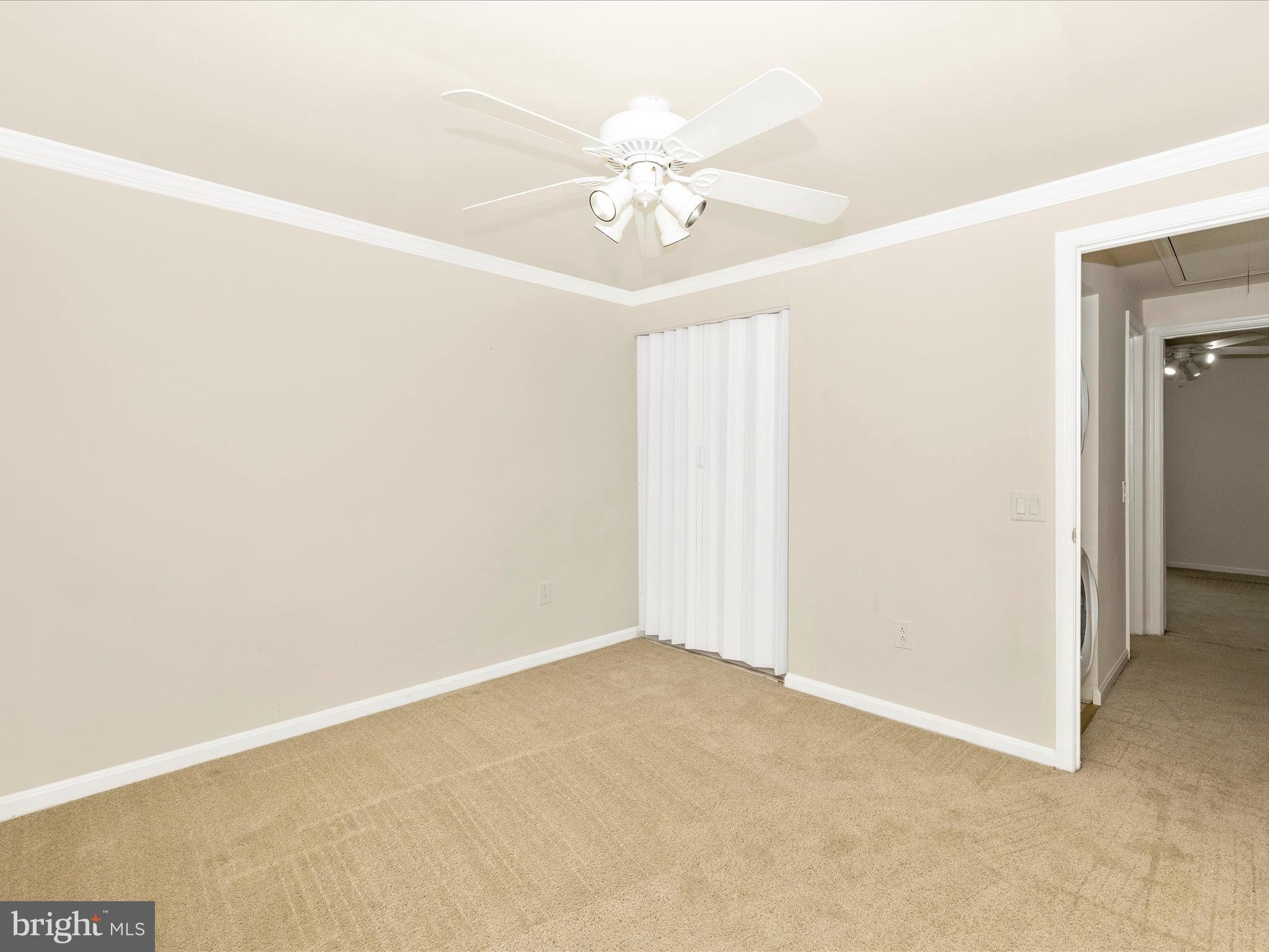 5801 Farmgate Ct