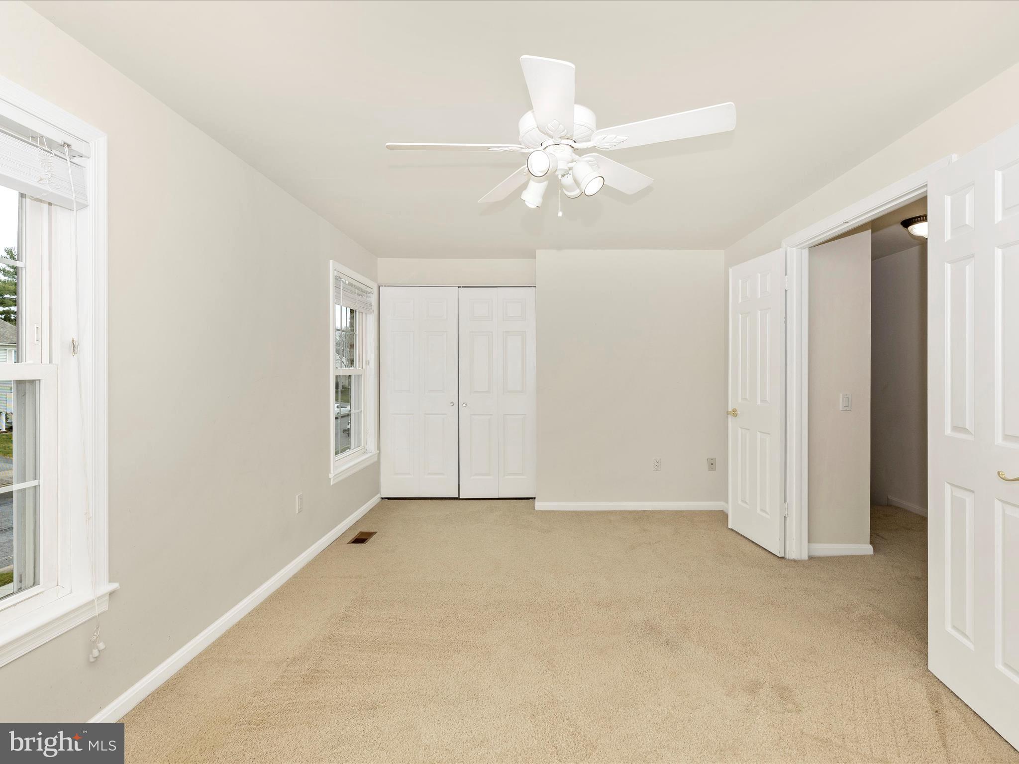 5801 Farmgate Ct