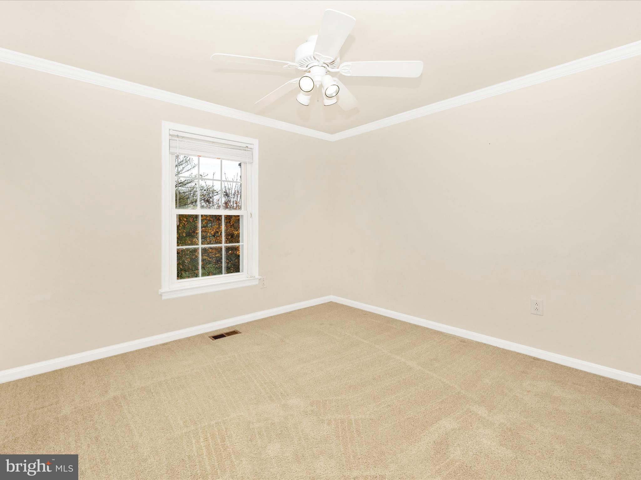 5801 Farmgate Ct
