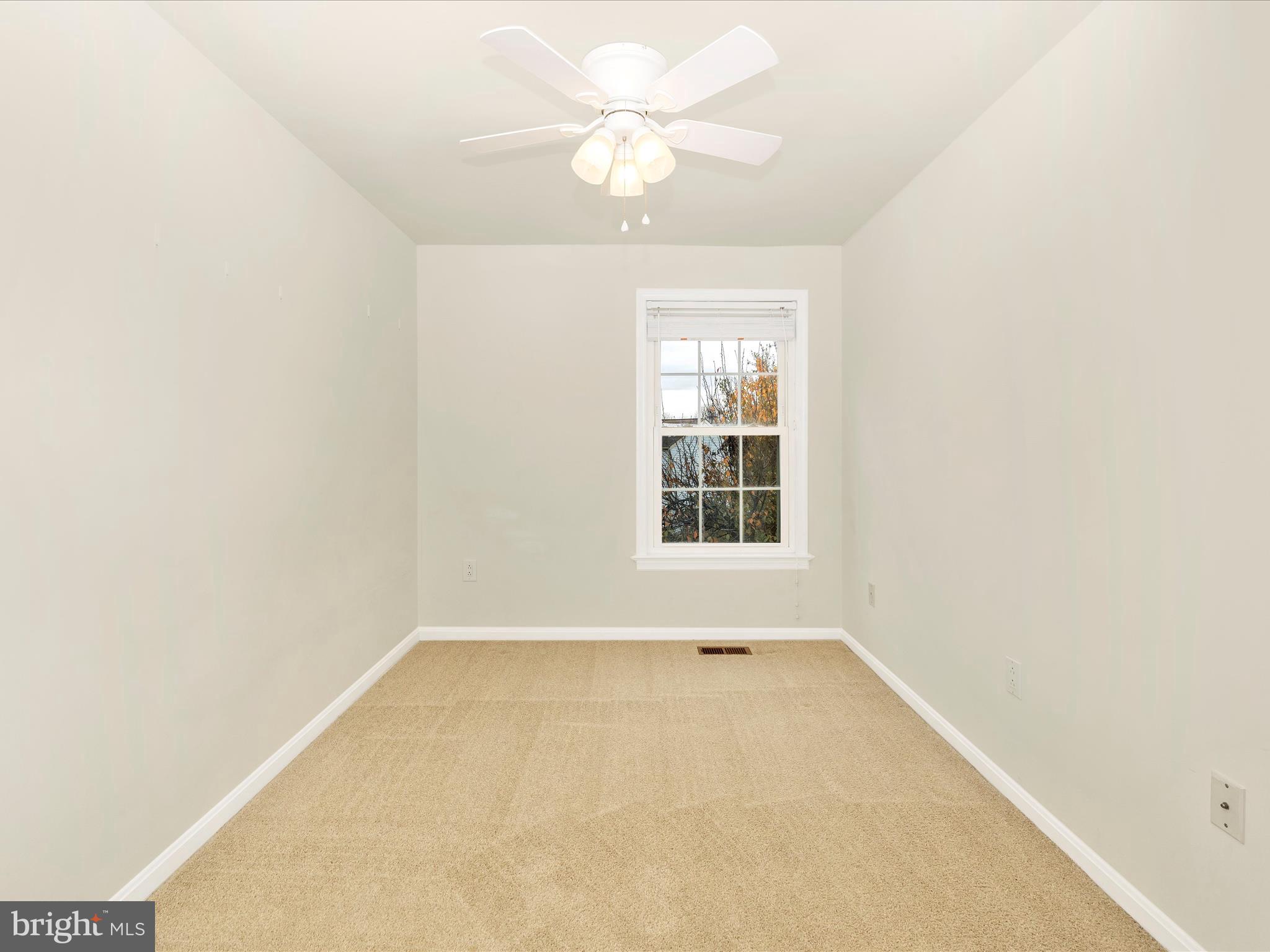 5801 Farmgate Ct