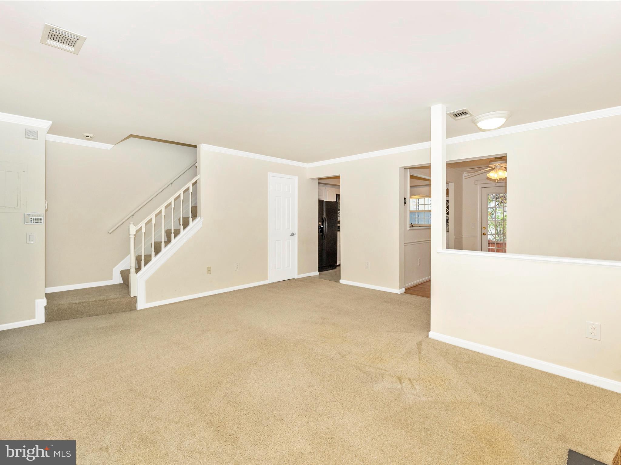 5801 Farmgate Ct