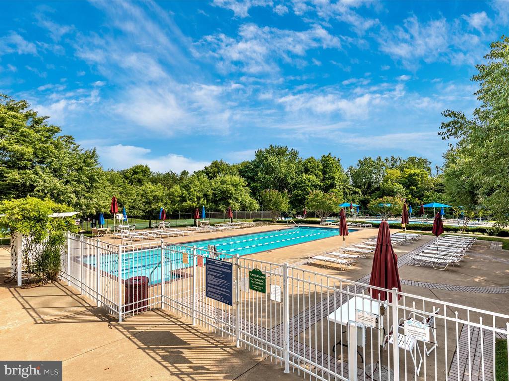 2520 Waterside Dr #304