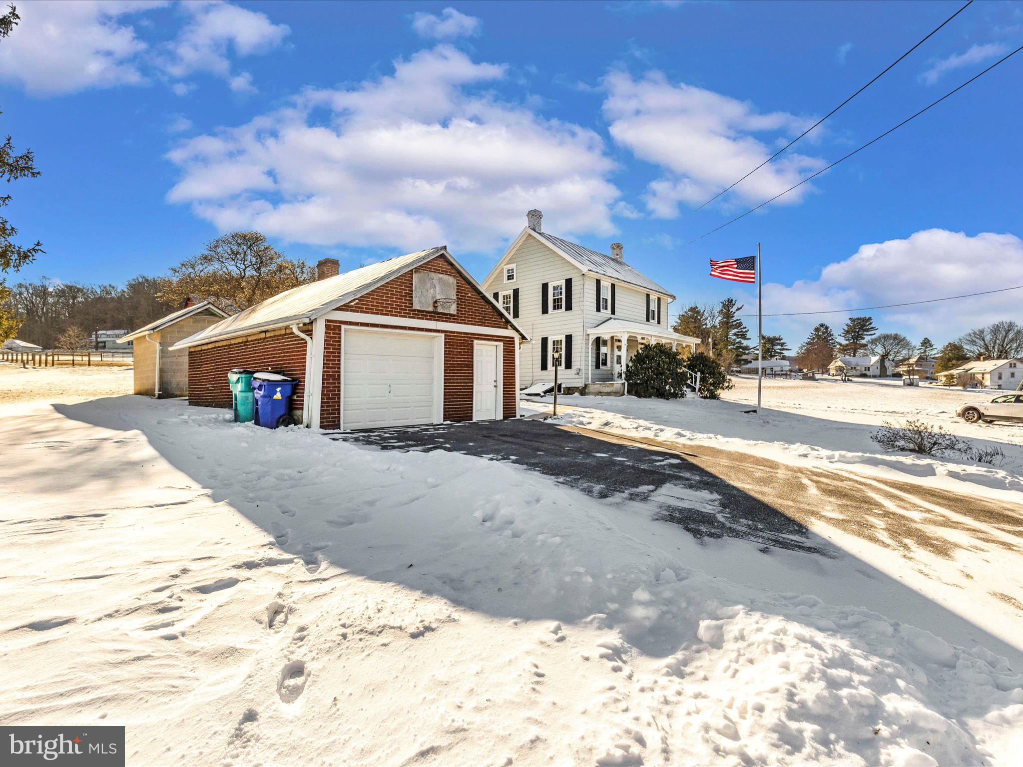 6319 Browns Quarry Rd