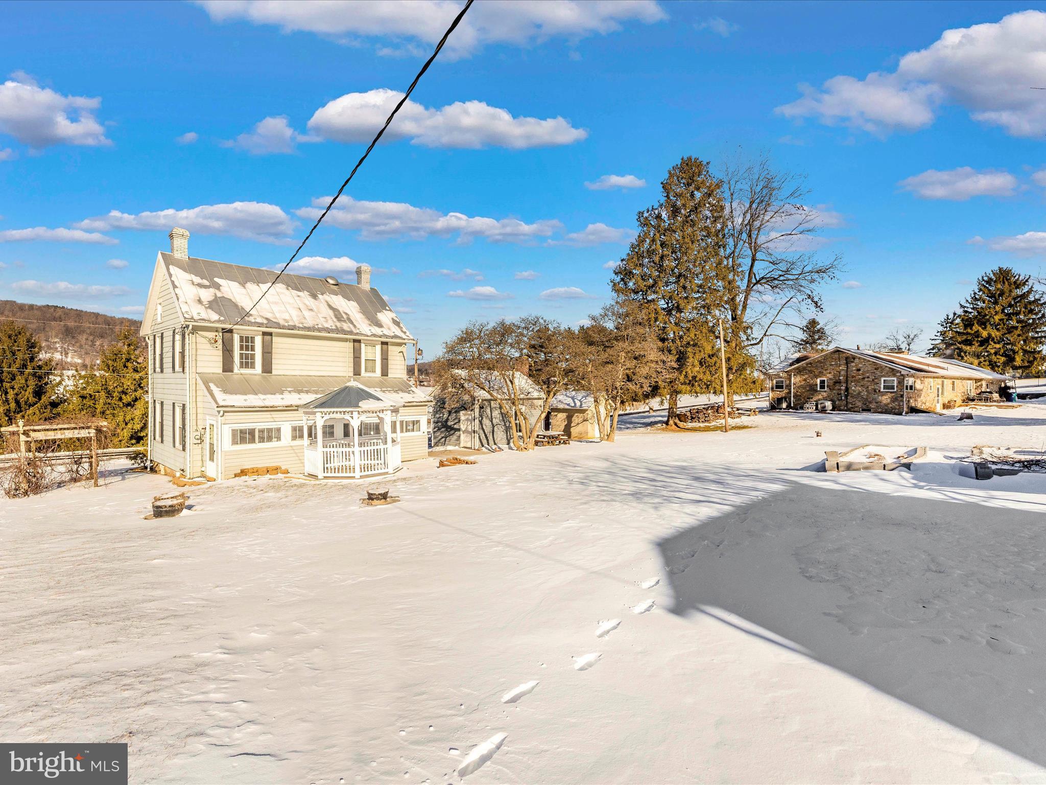 6319 Browns Quarry Rd