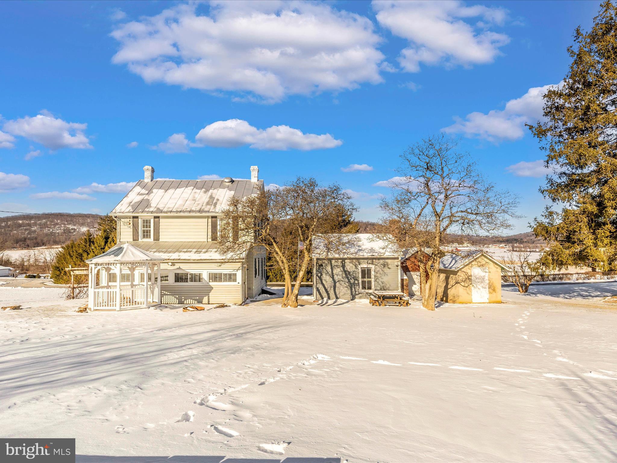 6319 Browns Quarry Rd