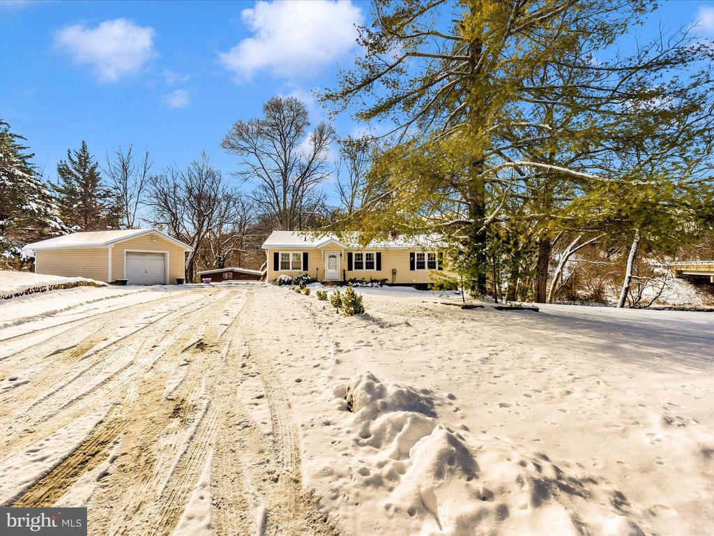 7403 Bear Branch Rd