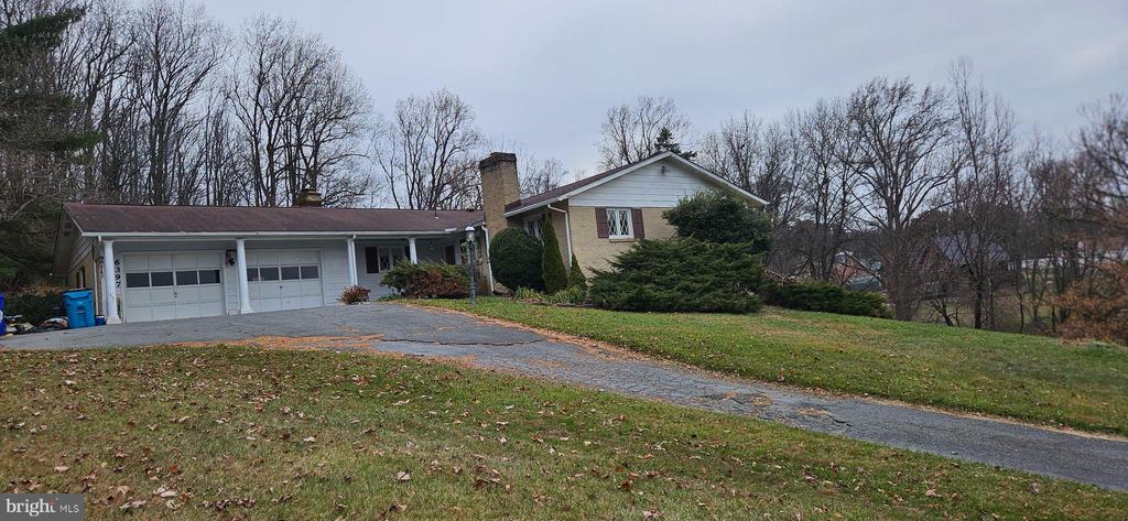 6397 Overbrook Cir