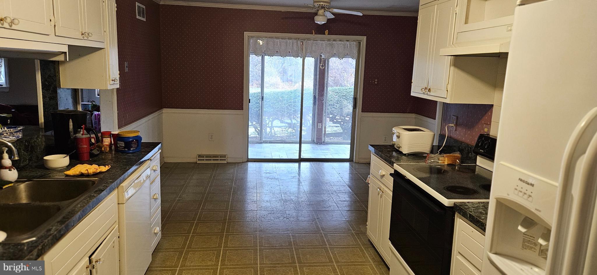 6397 Overbrook Cir