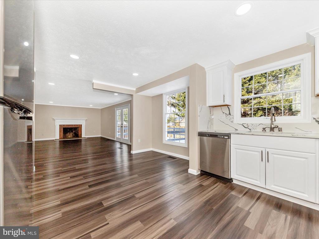 1381 Fox Run Ct