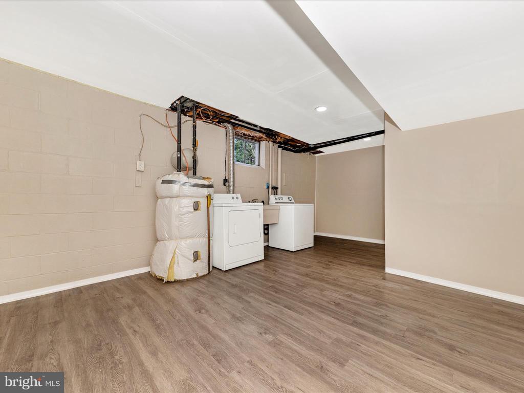 1381 Fox Run Ct