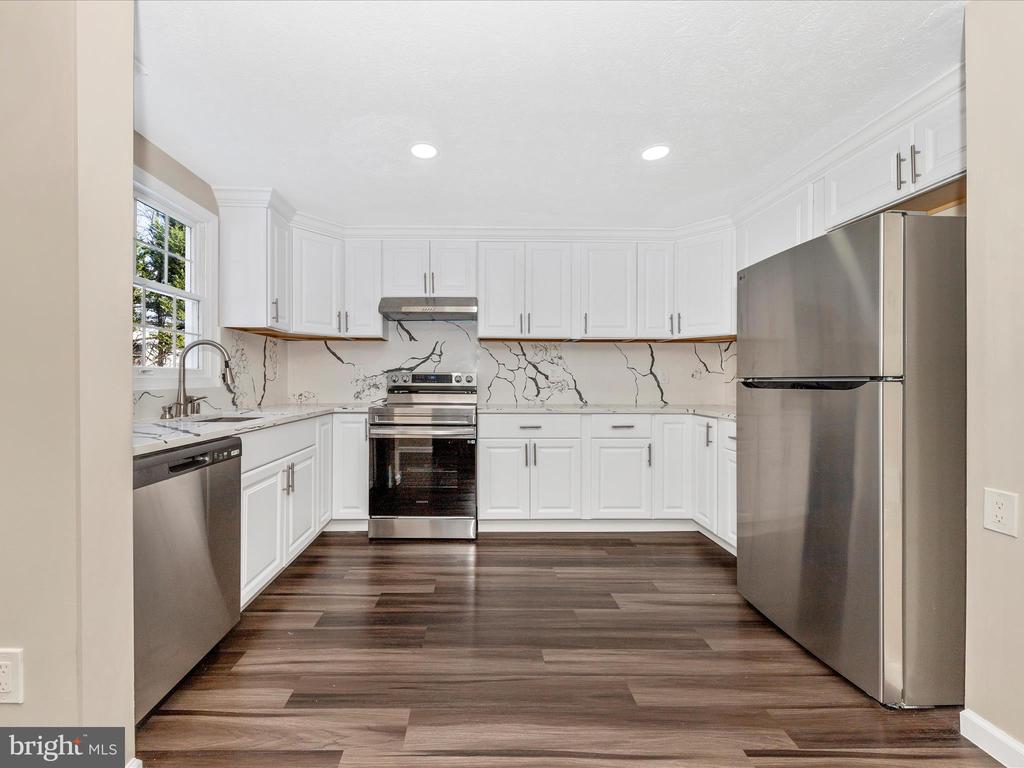 1381 Fox Run Ct