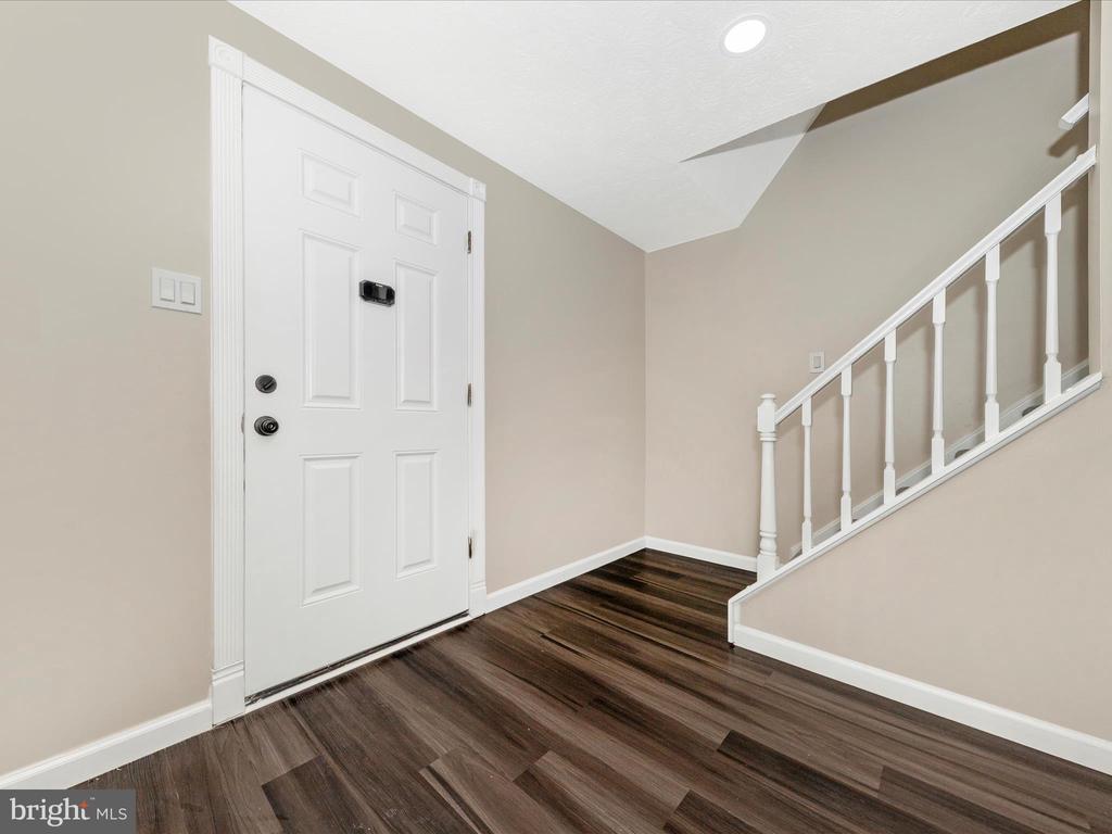 1381 Fox Run Ct