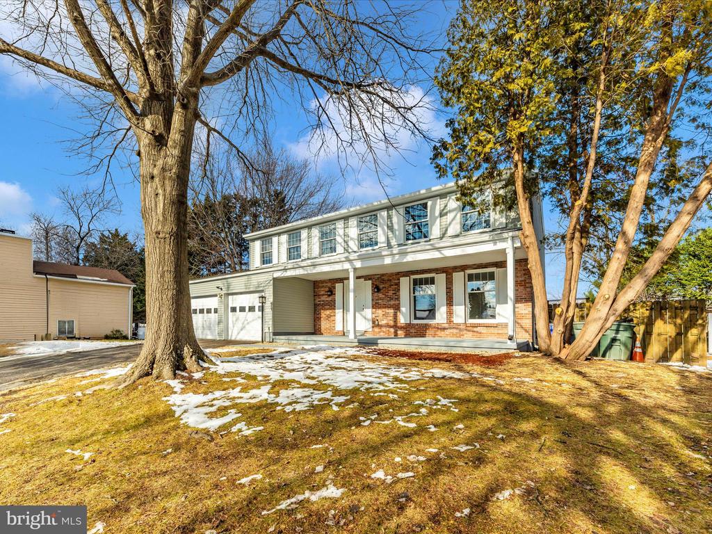 1381 Fox Run Ct