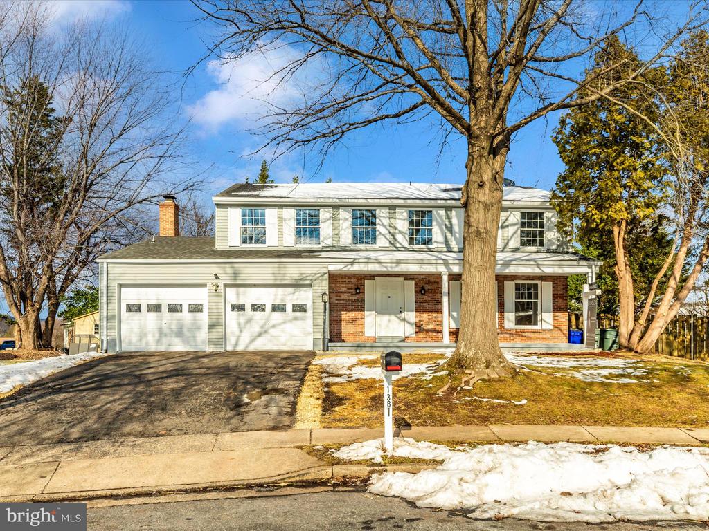 1381 Fox Run Ct