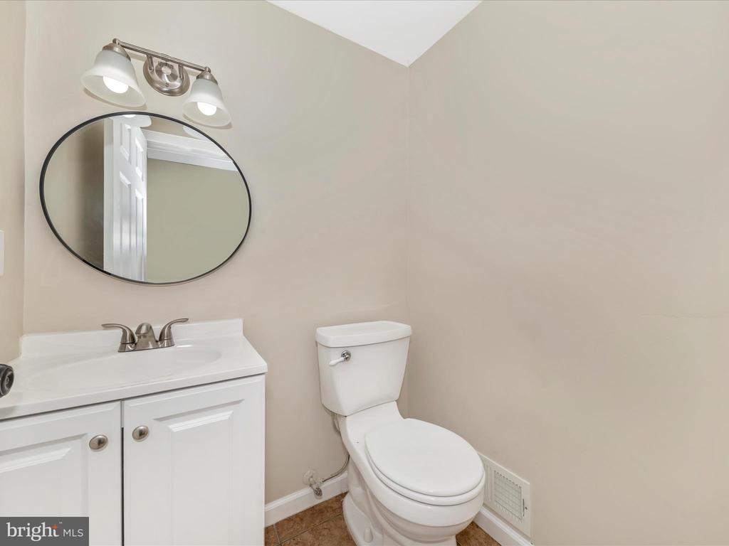 1381 Fox Run Ct