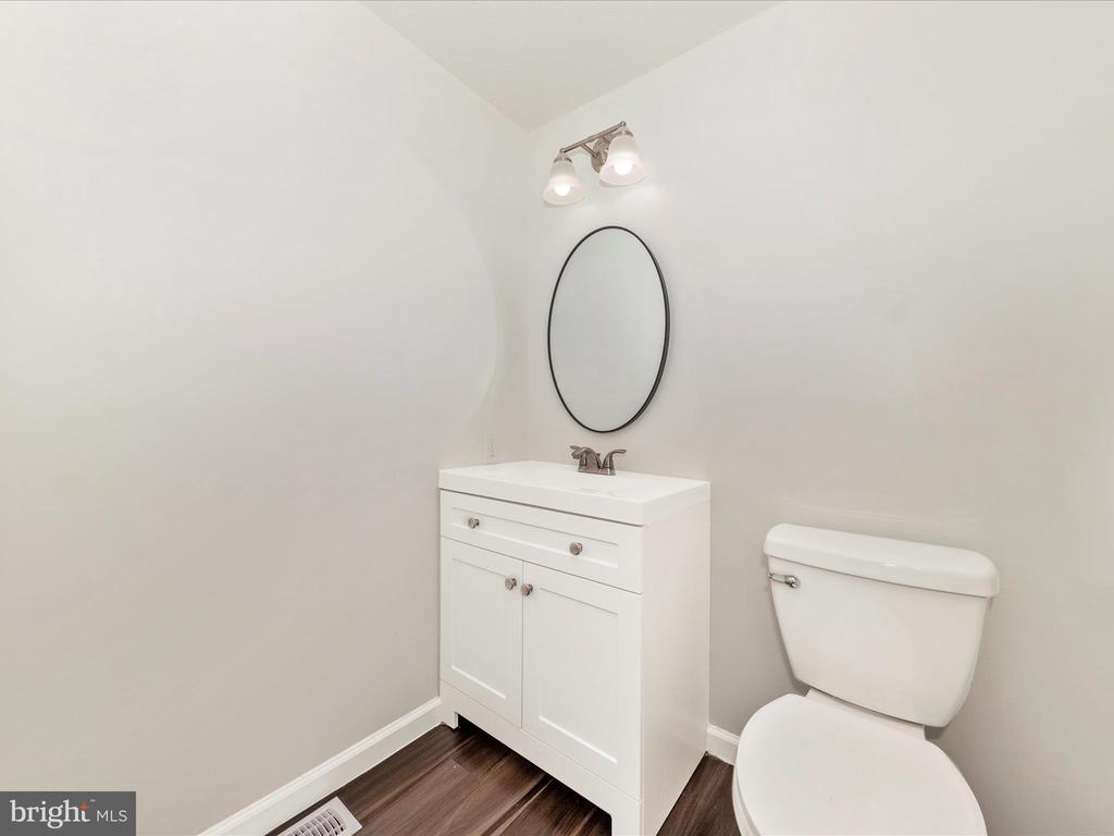 1381 Fox Run Ct