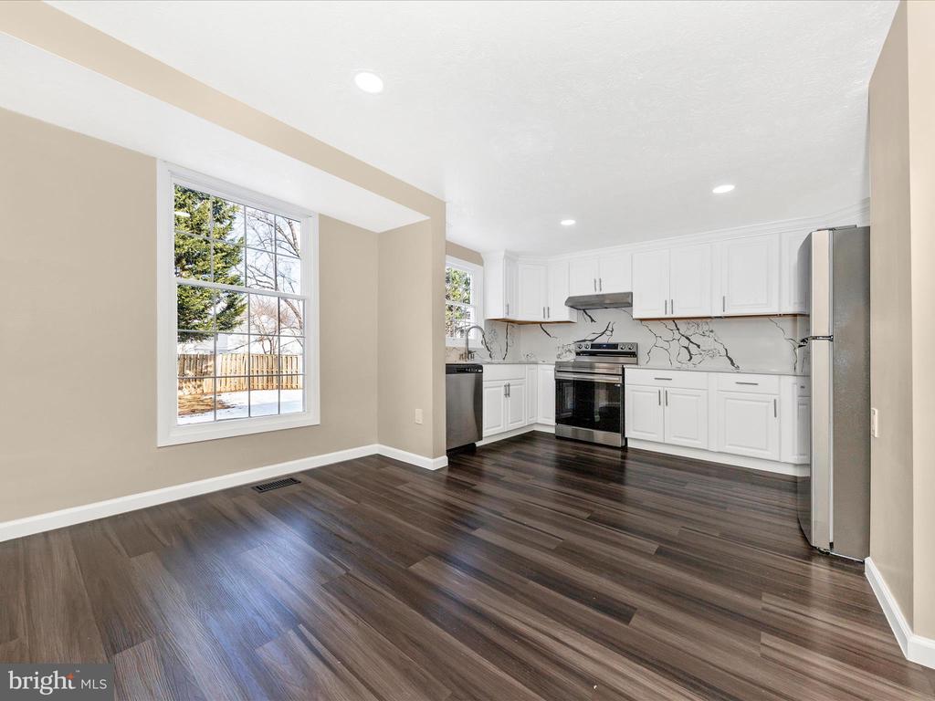 1381 Fox Run Ct