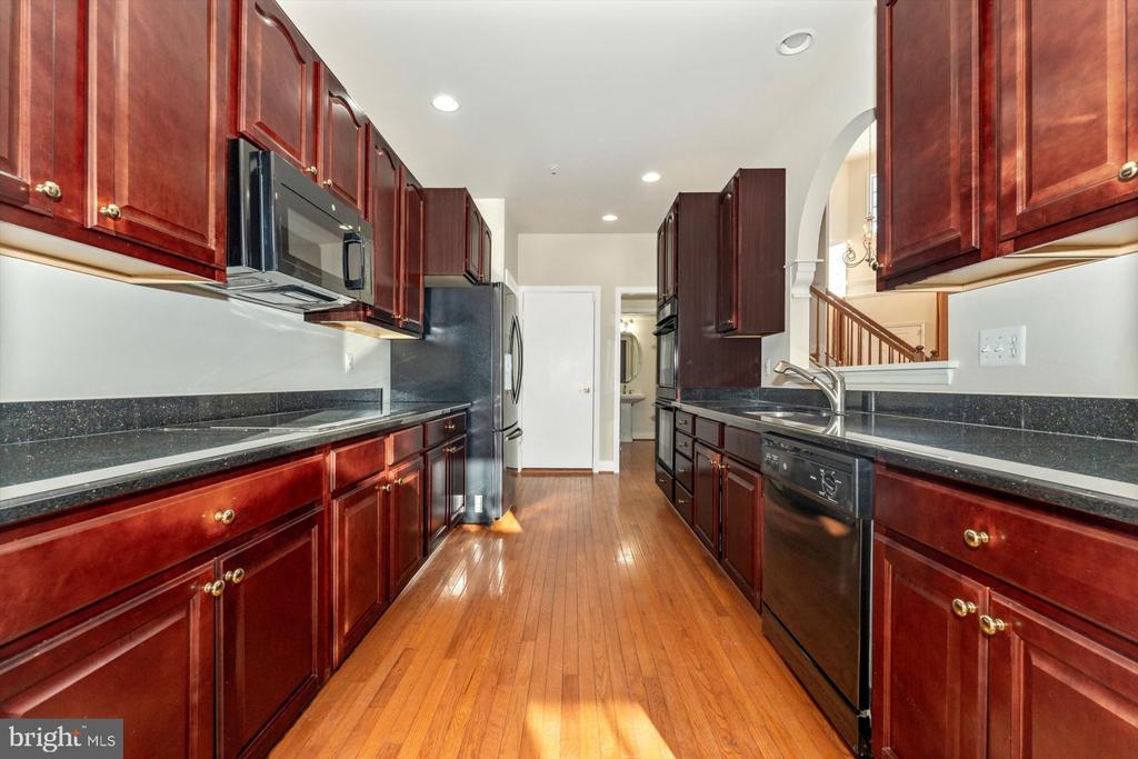 2527 Mill Race Rd