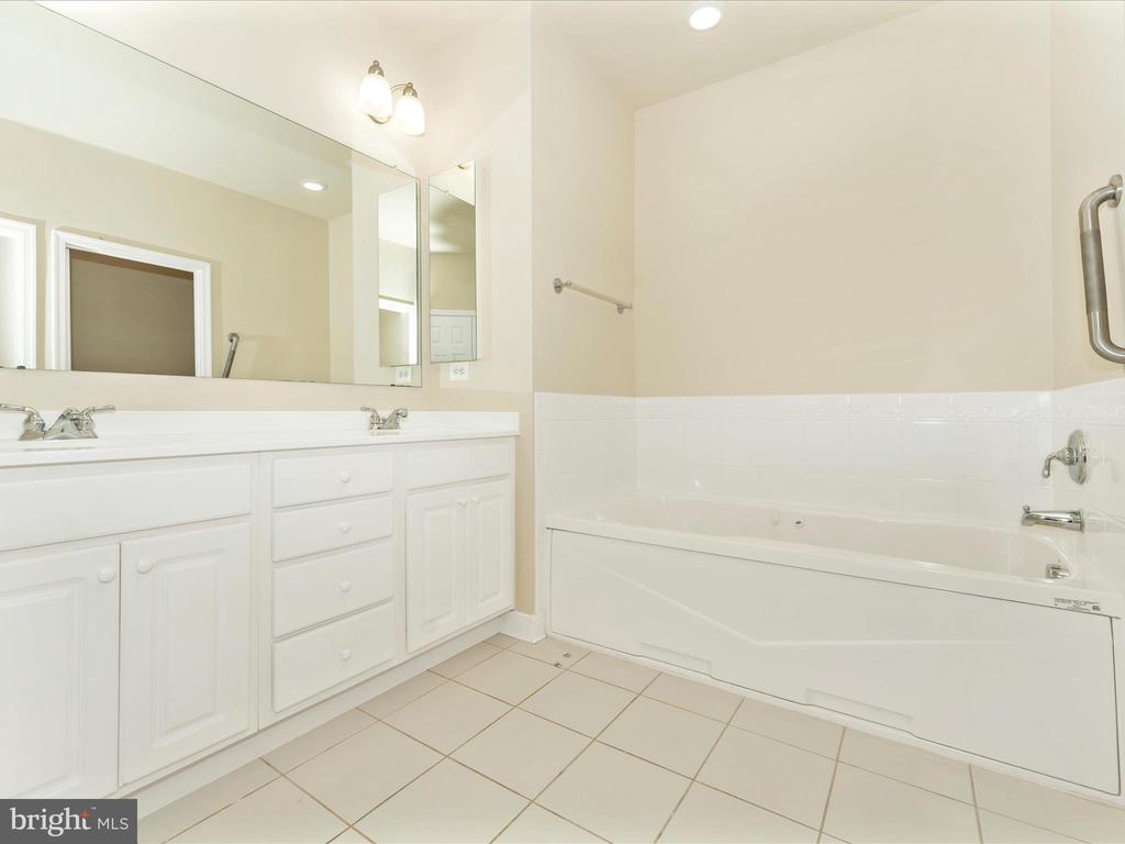 2527 Mill Race Rd