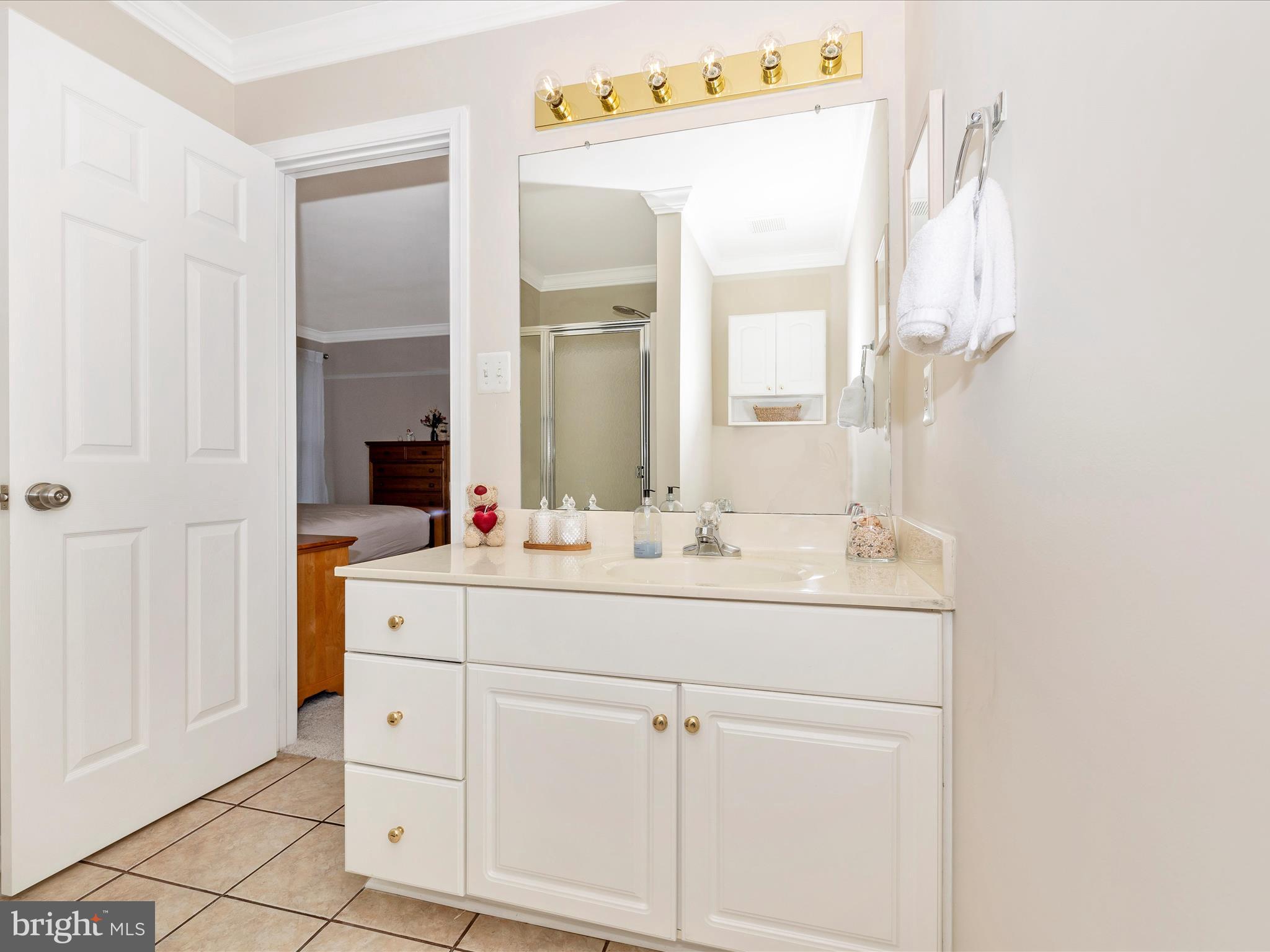 2422 COBBLESTONE WAY