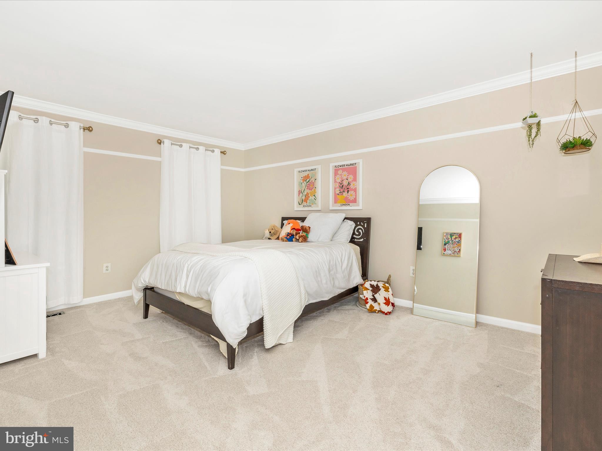 2422 COBBLESTONE WAY