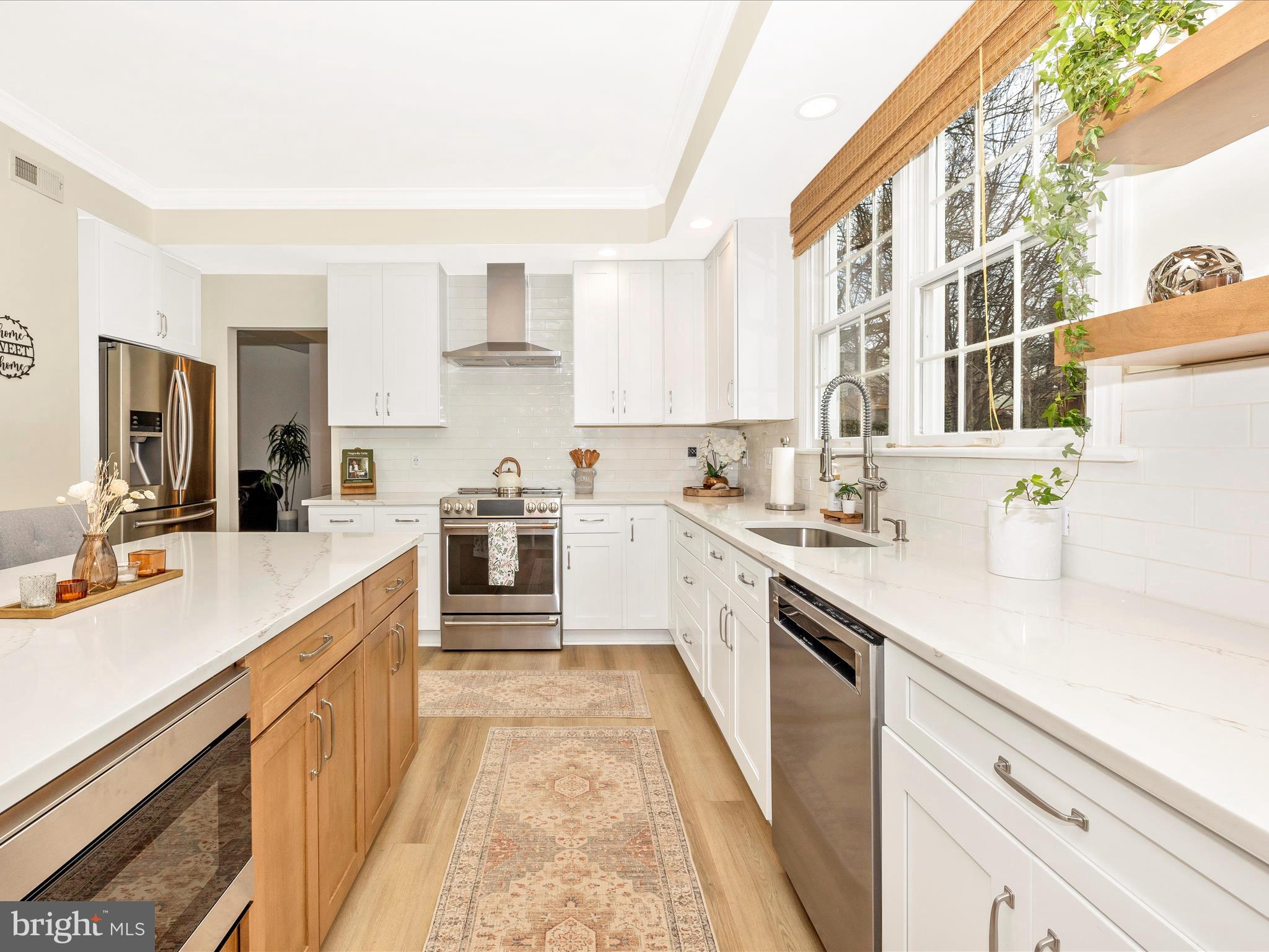 2422 COBBLESTONE WAY