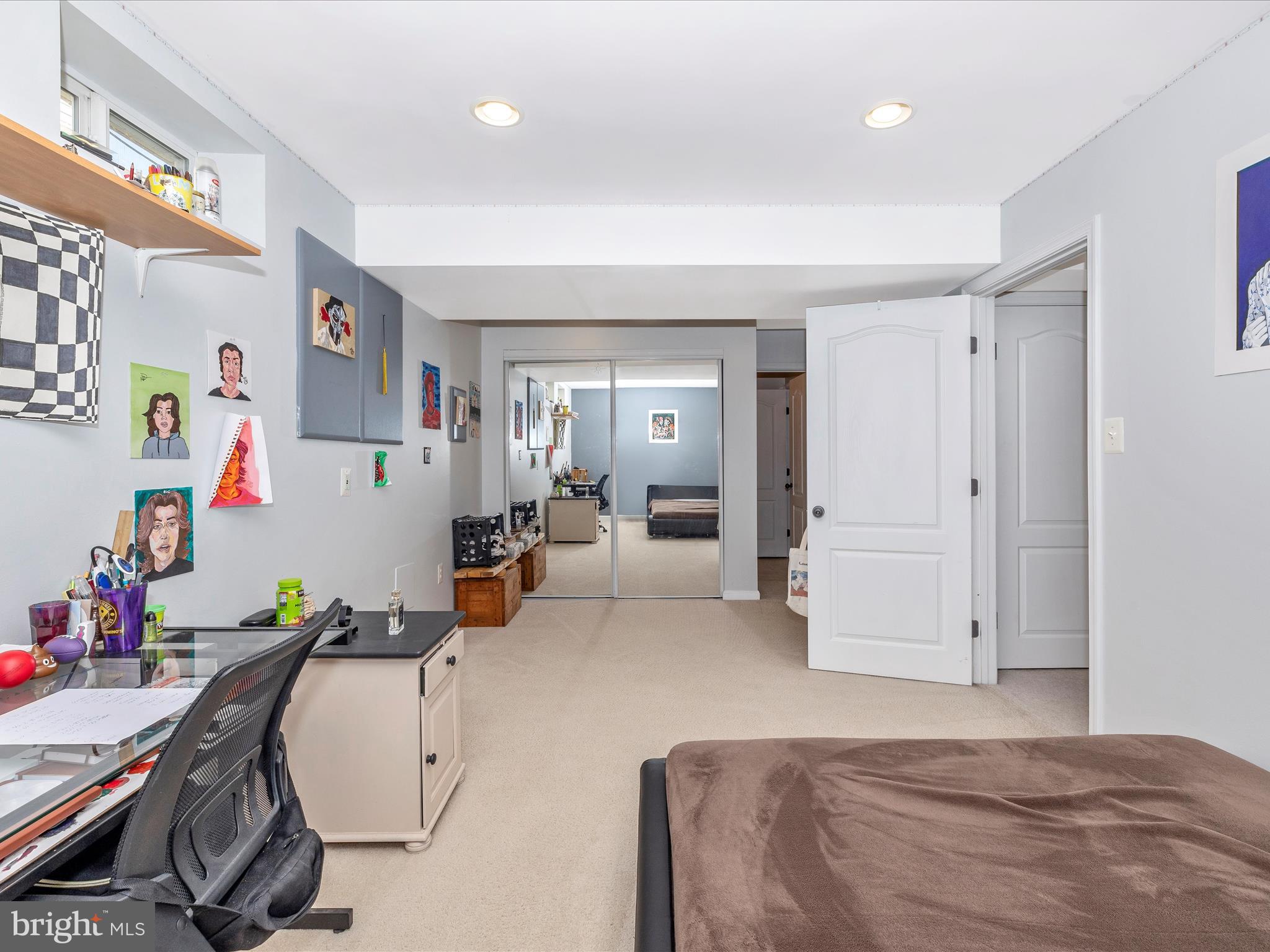 211 Galyn Dr
