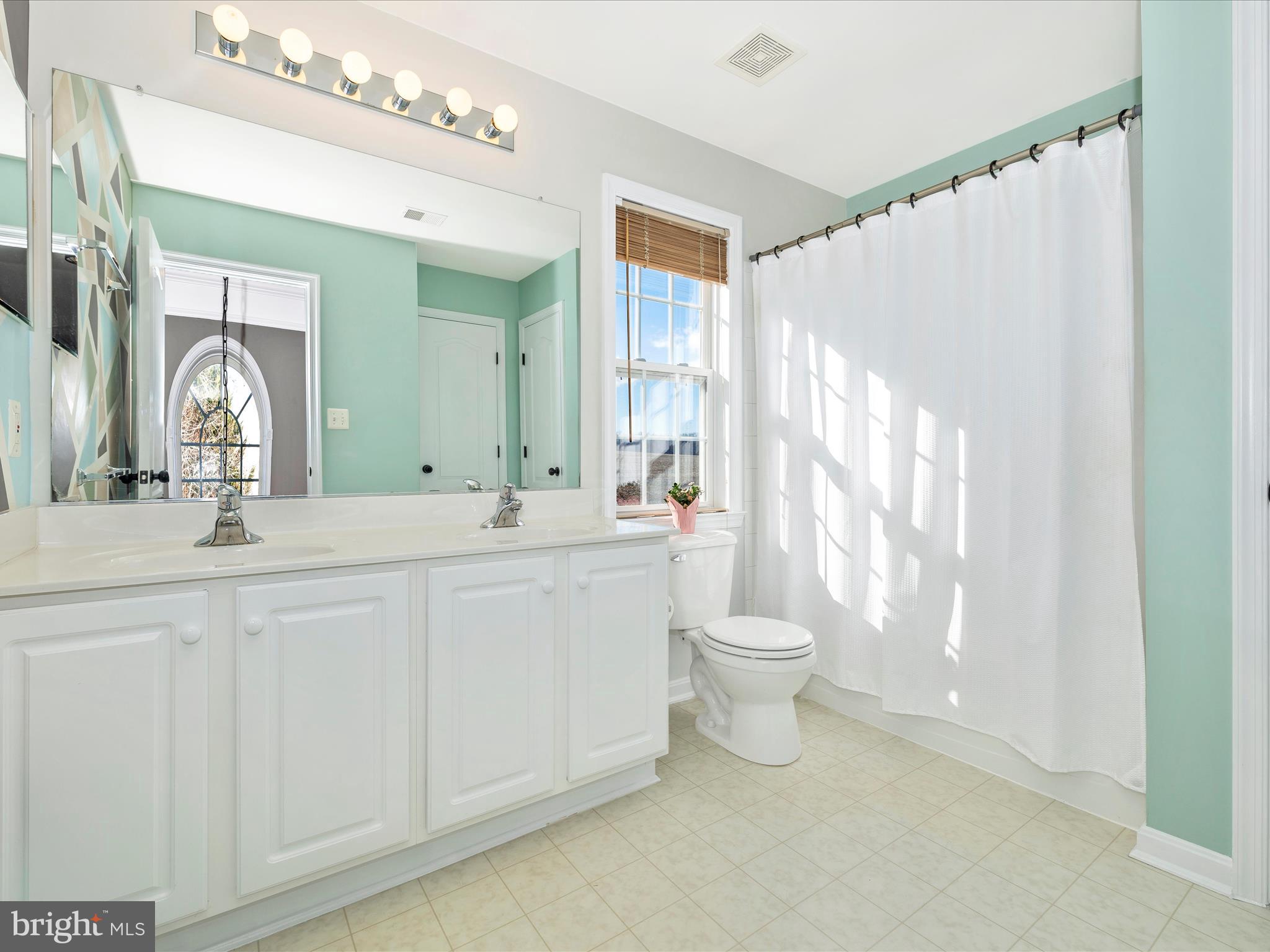 211 Galyn Dr