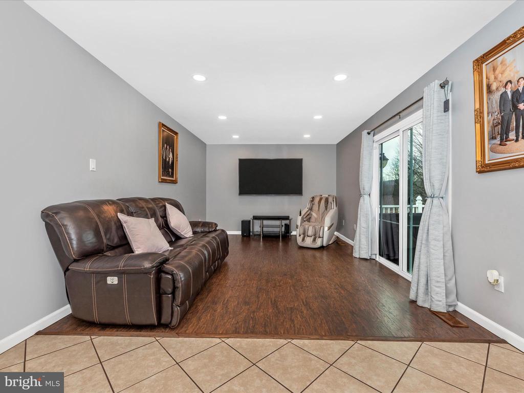 58 Fox Rock Dr
