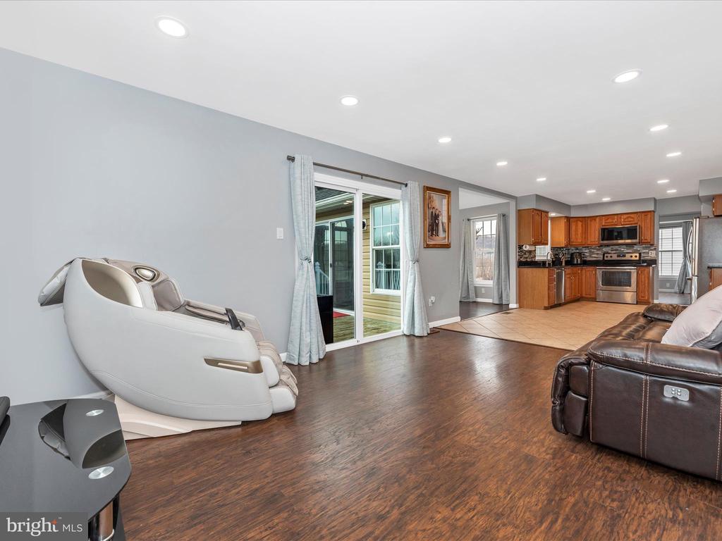 58 Fox Rock Dr