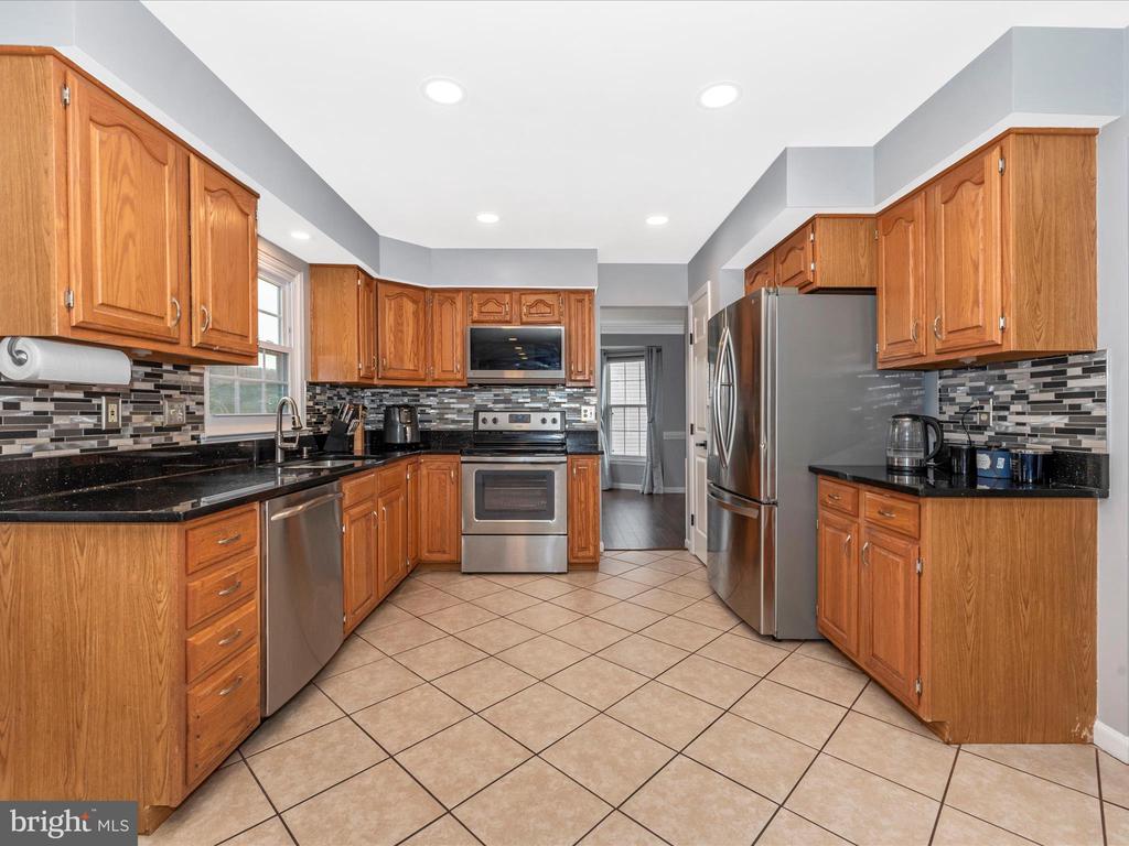 58 Fox Rock Dr
