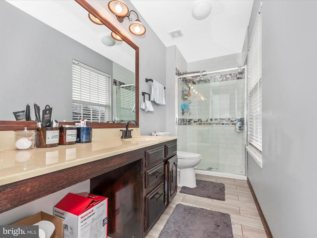 58 Fox Rock Dr