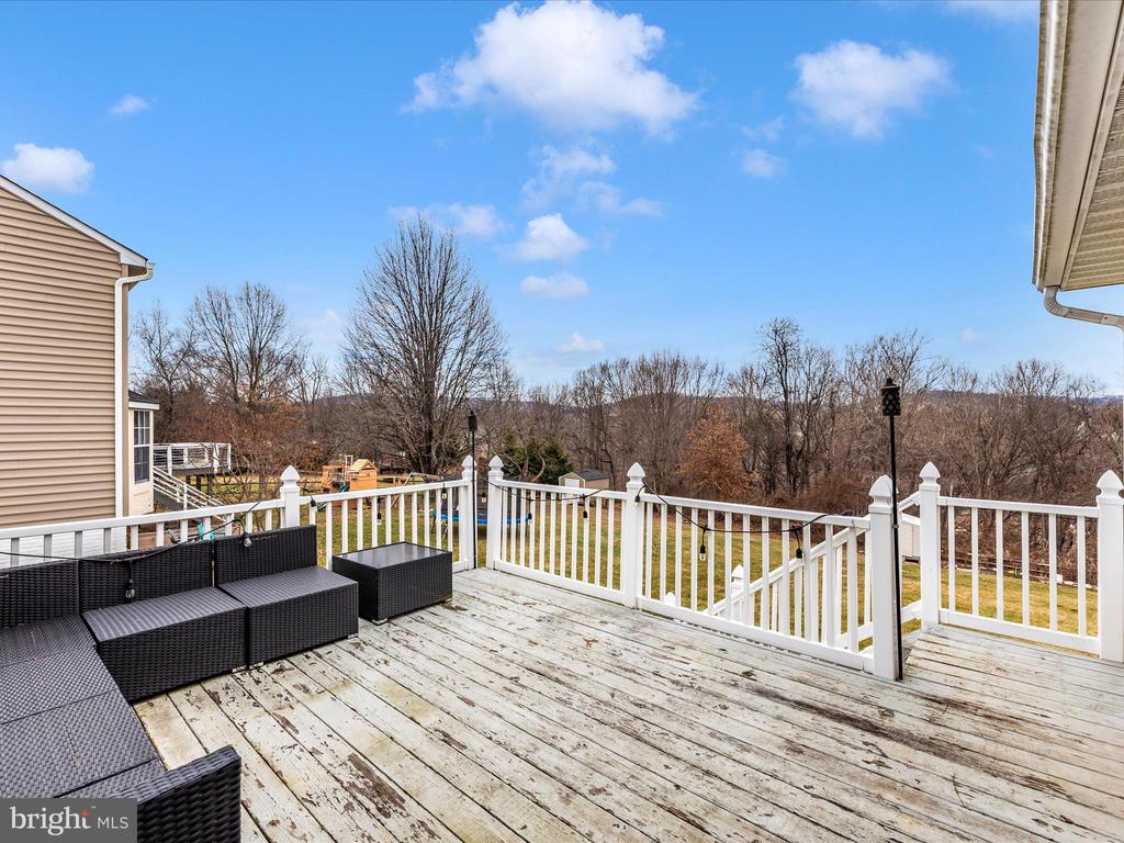 58 Fox Rock Dr