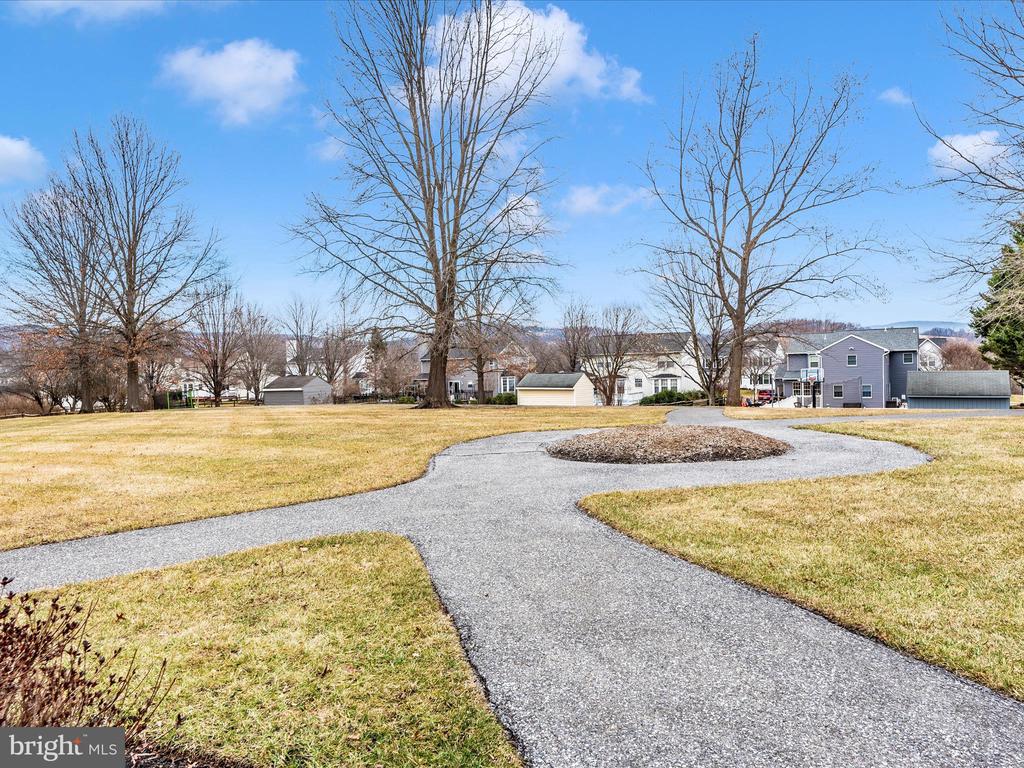 58 Fox Rock Dr