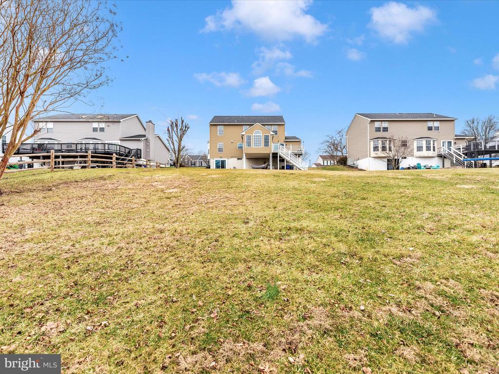 58 Fox Rock Dr