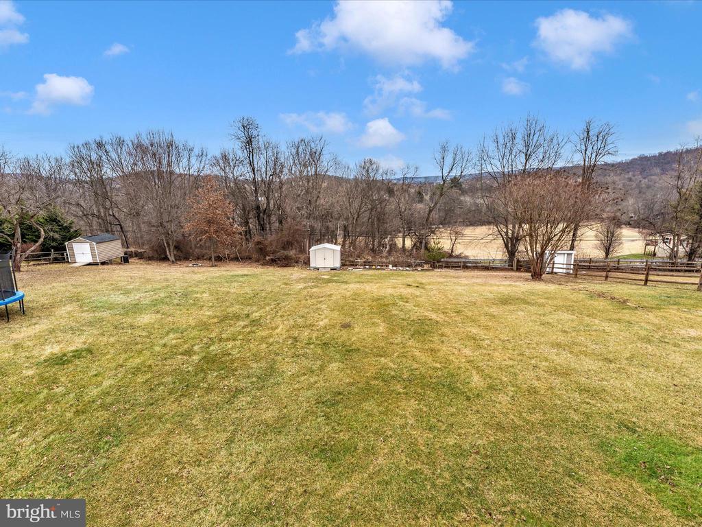58 Fox Rock Dr