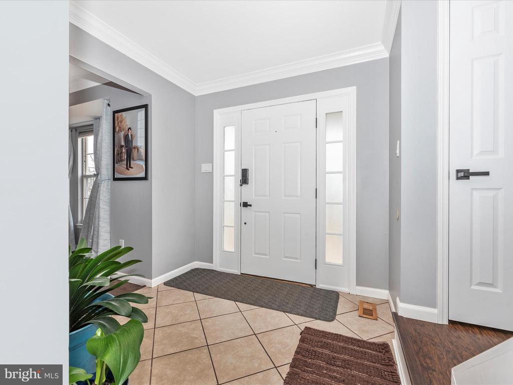58 Fox Rock Dr