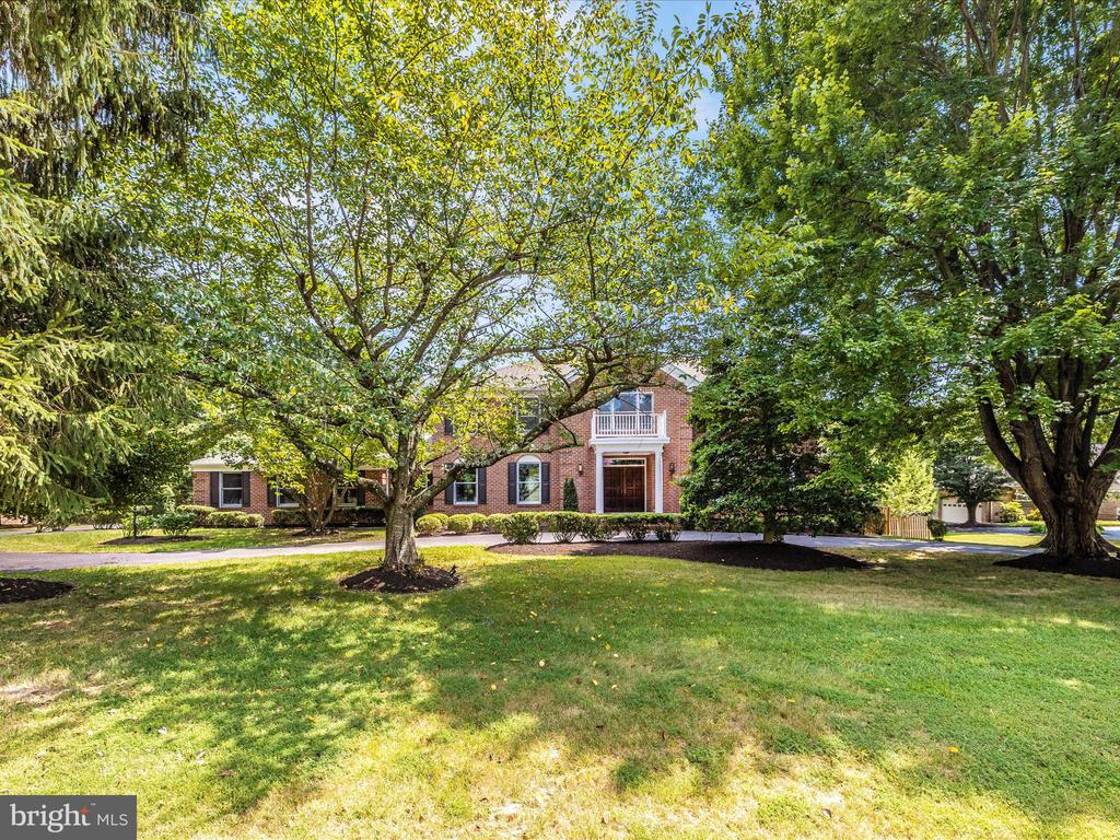 6015 White Flint Dr