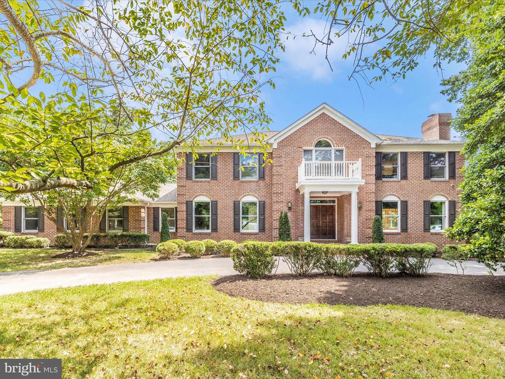 6015 White Flint Dr