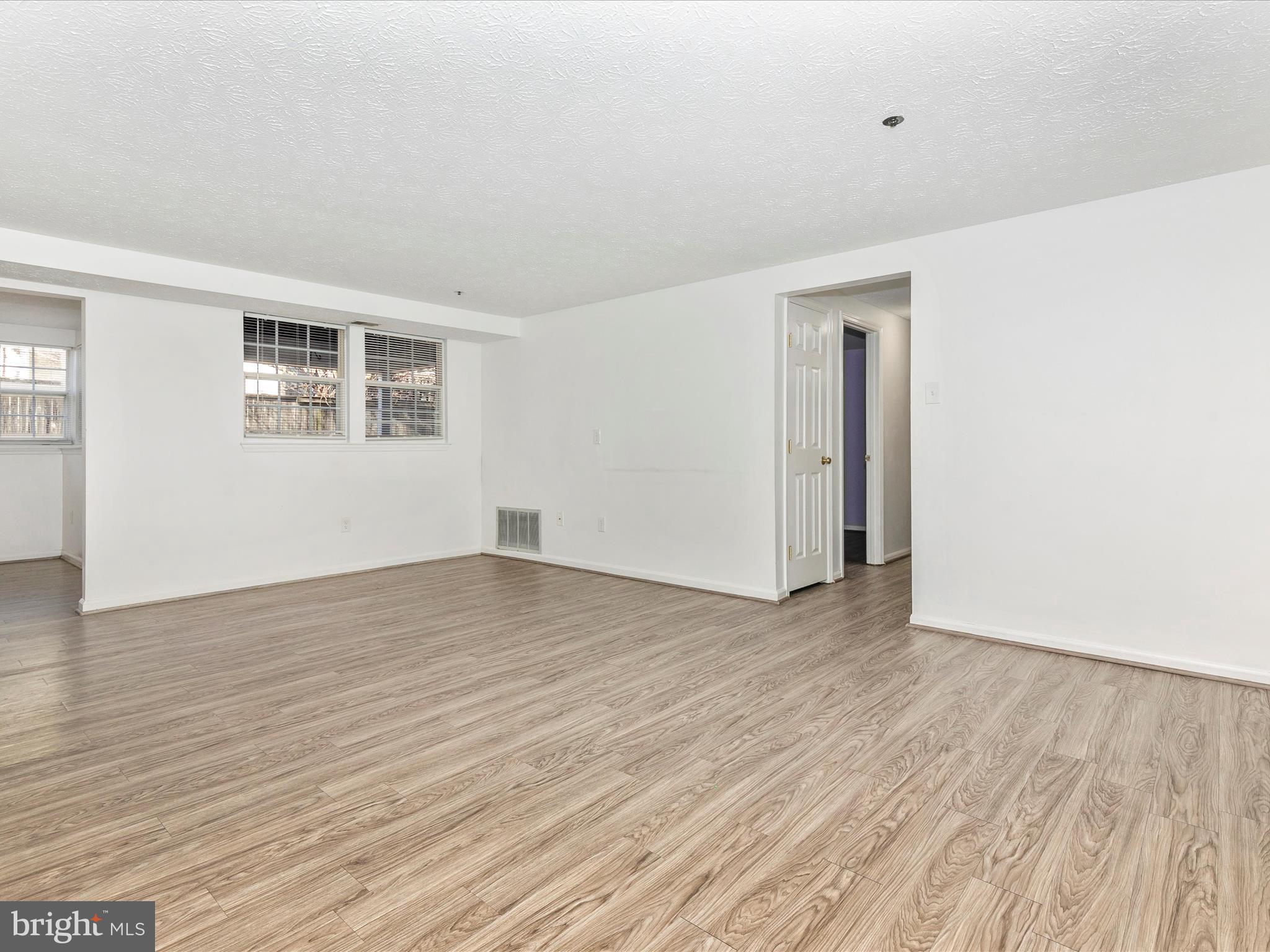 617 Himes Ave #Vi103